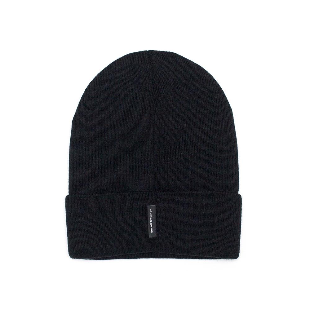LOGO BEANIE BLACK - outoffmymind