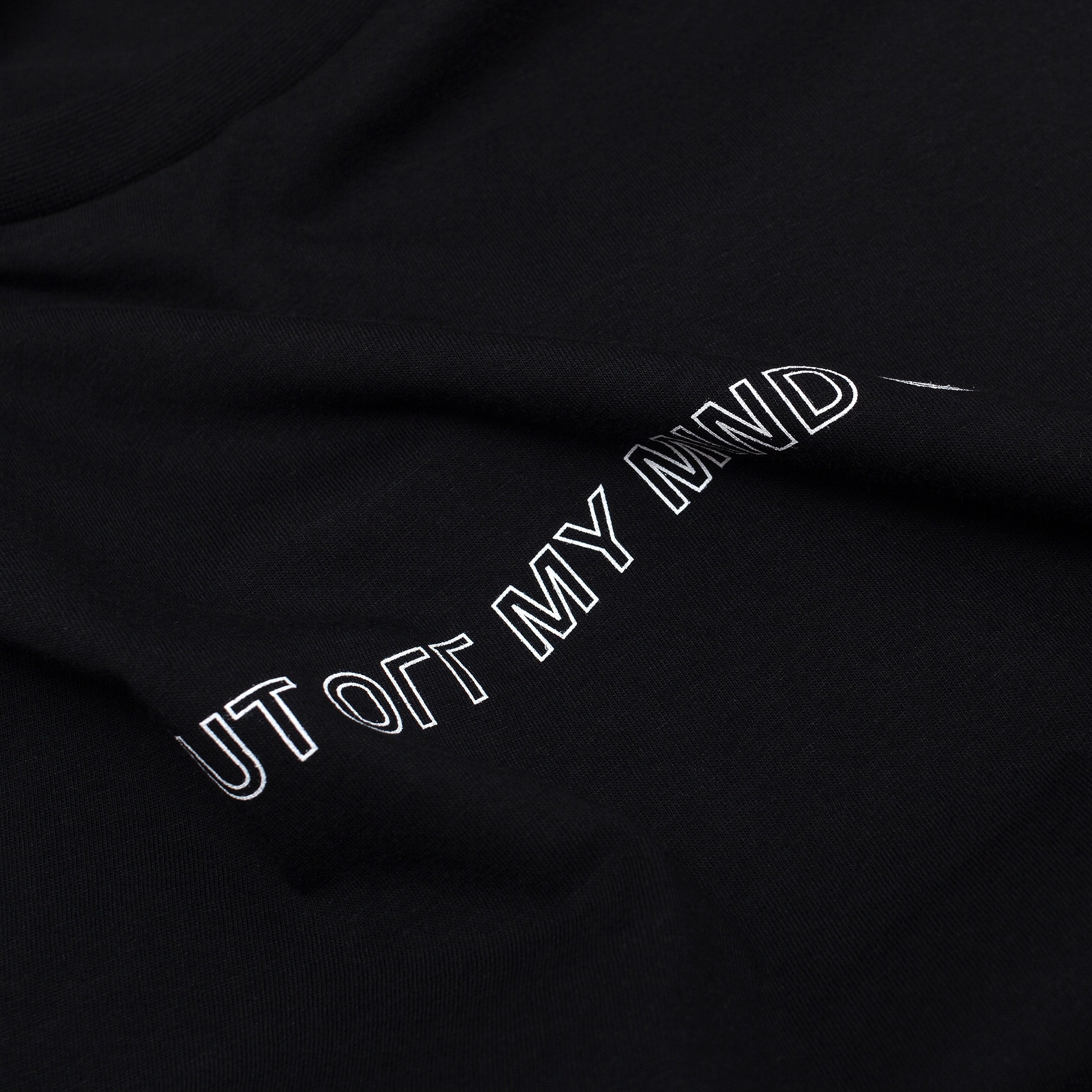 WAVE TEE BLACK - outoffmymind